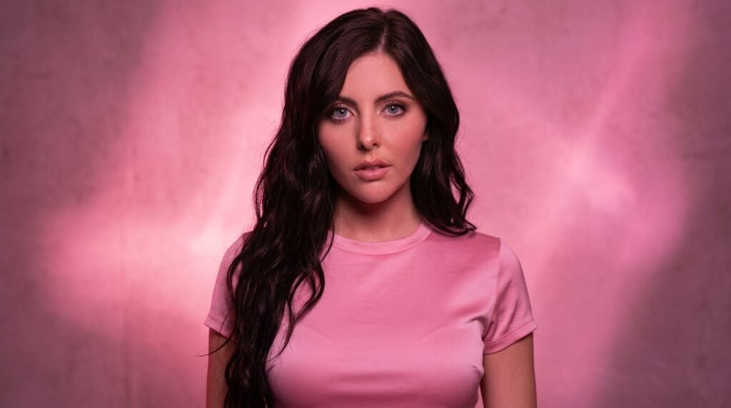 Theodora Day: Age, Career, Height, Net Worth & More