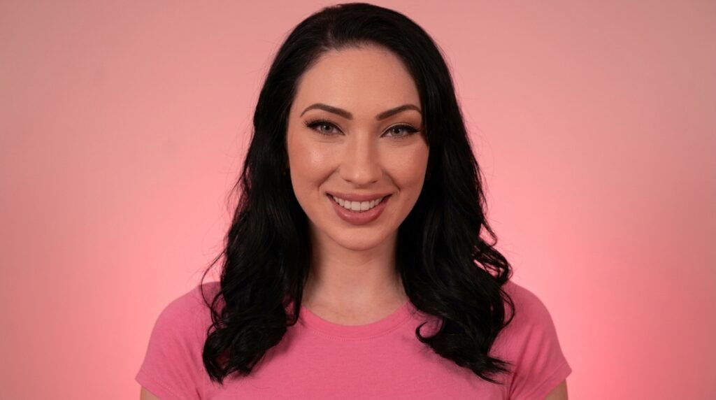 Aria Alexander: Biography, Age, Career & Net Worth