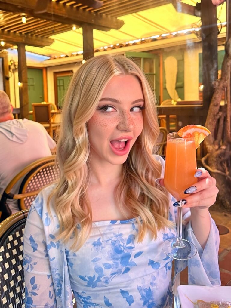 Demi Hawks: Age, Career, Height, Family & Net Worth