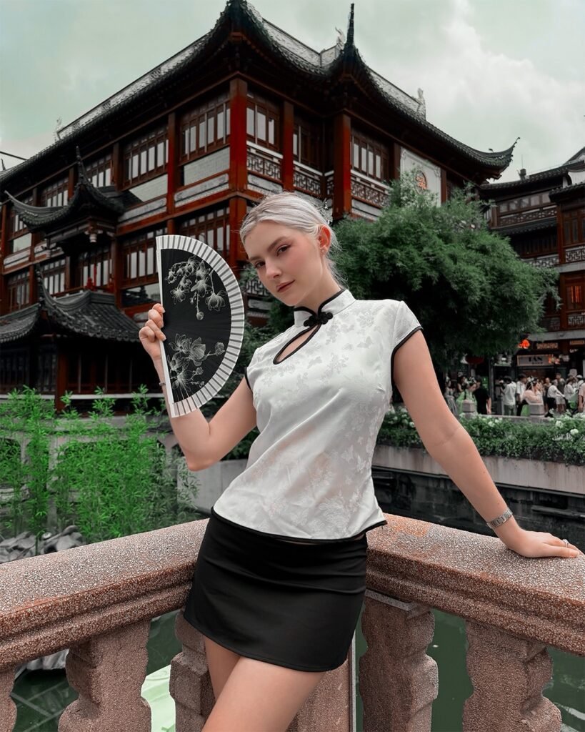 Eva Elfie: Bio, Age, Career, Height & Net Worth 2026