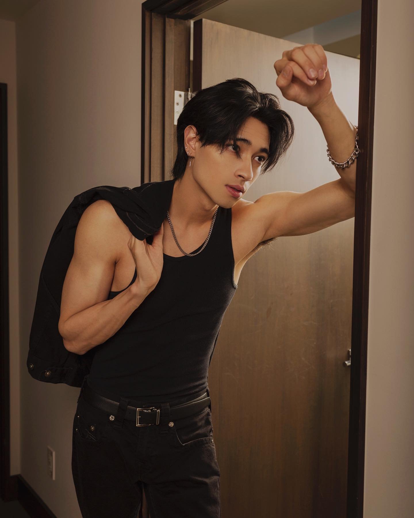 Sebastian Moy Bio: Age, Career, Height, Family & Net Worth