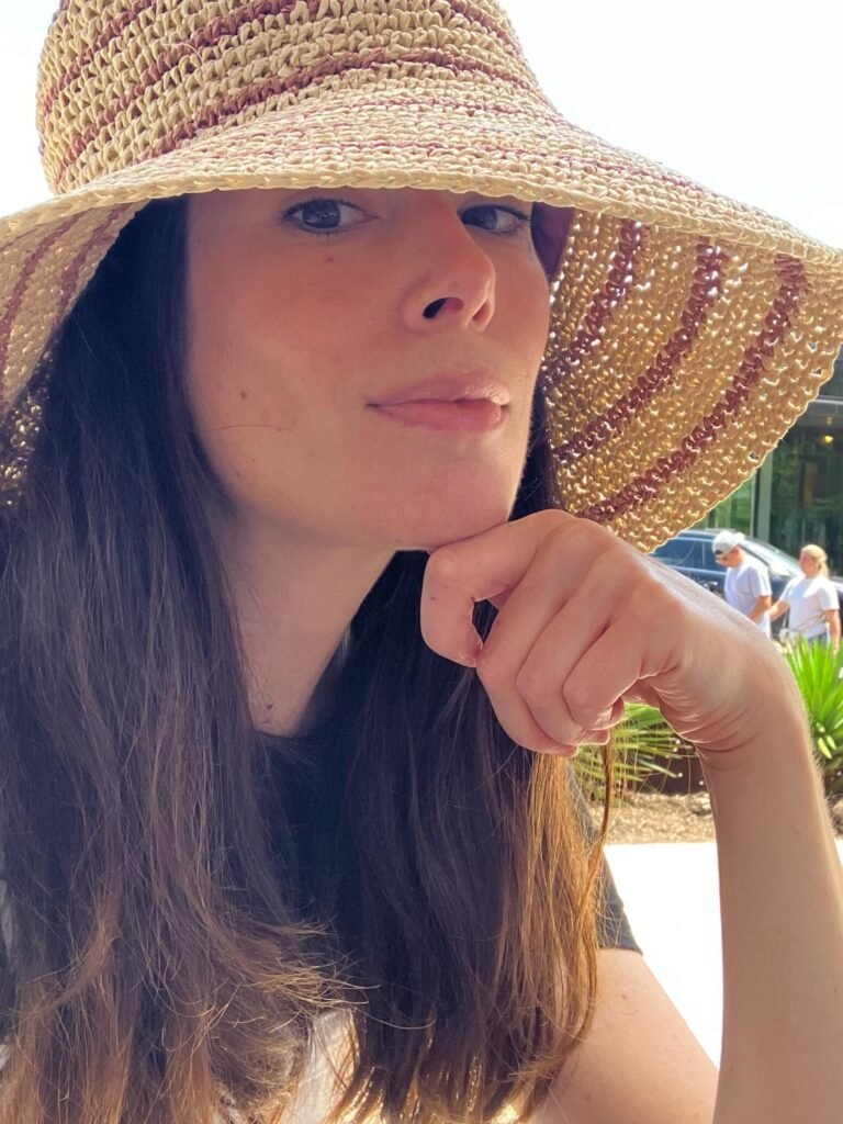 Laura Steinel: Bio, Age, Career, Family & Net Worth