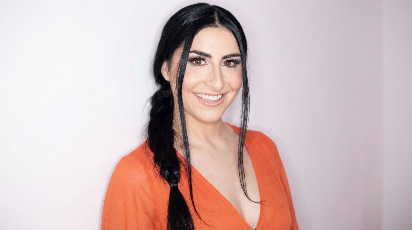 Kaitlyn Katsaros: Complete Biography, Age, Career & Net Worth 2026